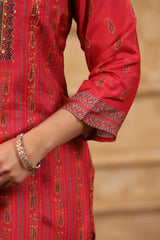 Ruhi Apple red straight cut pants