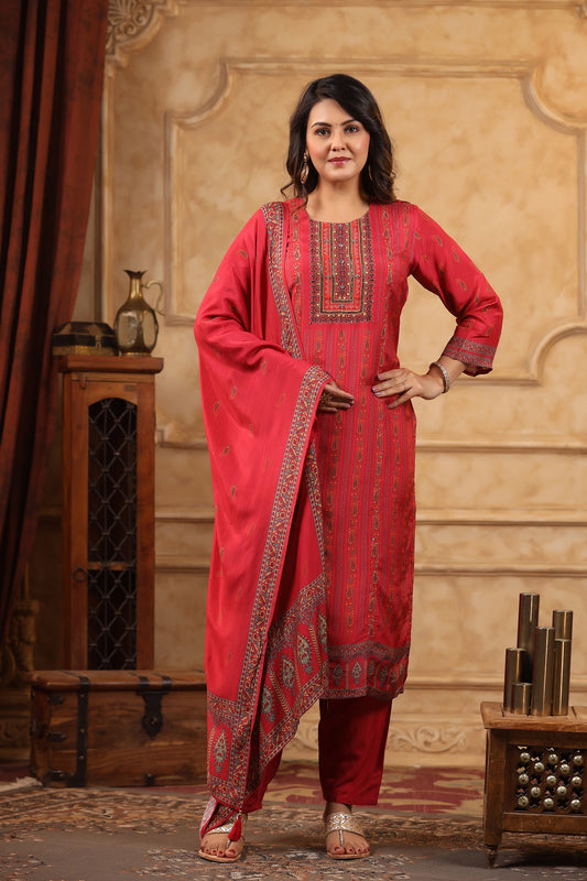 Ruhi Apple red straight cut pants