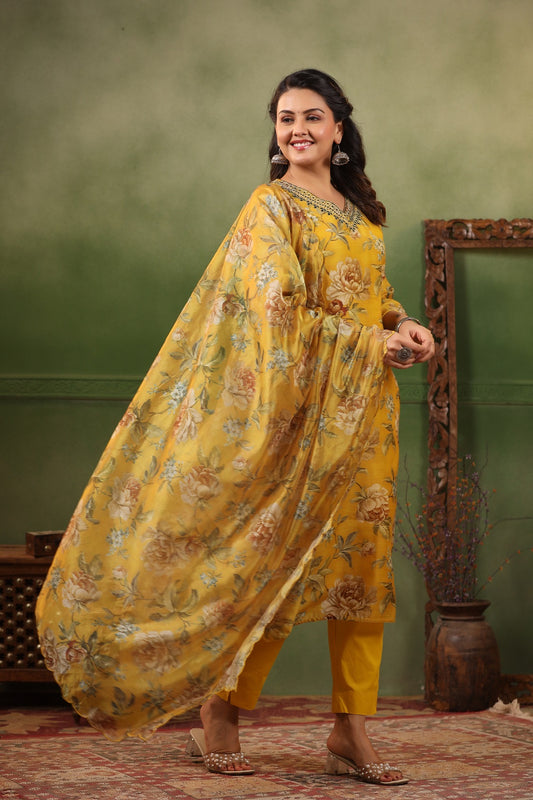 Rangat Dandelion organza yellow straight cut kurta