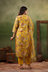 Rangat Dandelion organza yellow straight cut kurta