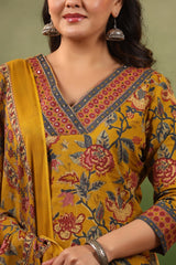 Khuld Dijon Yellow cotton straight kurta